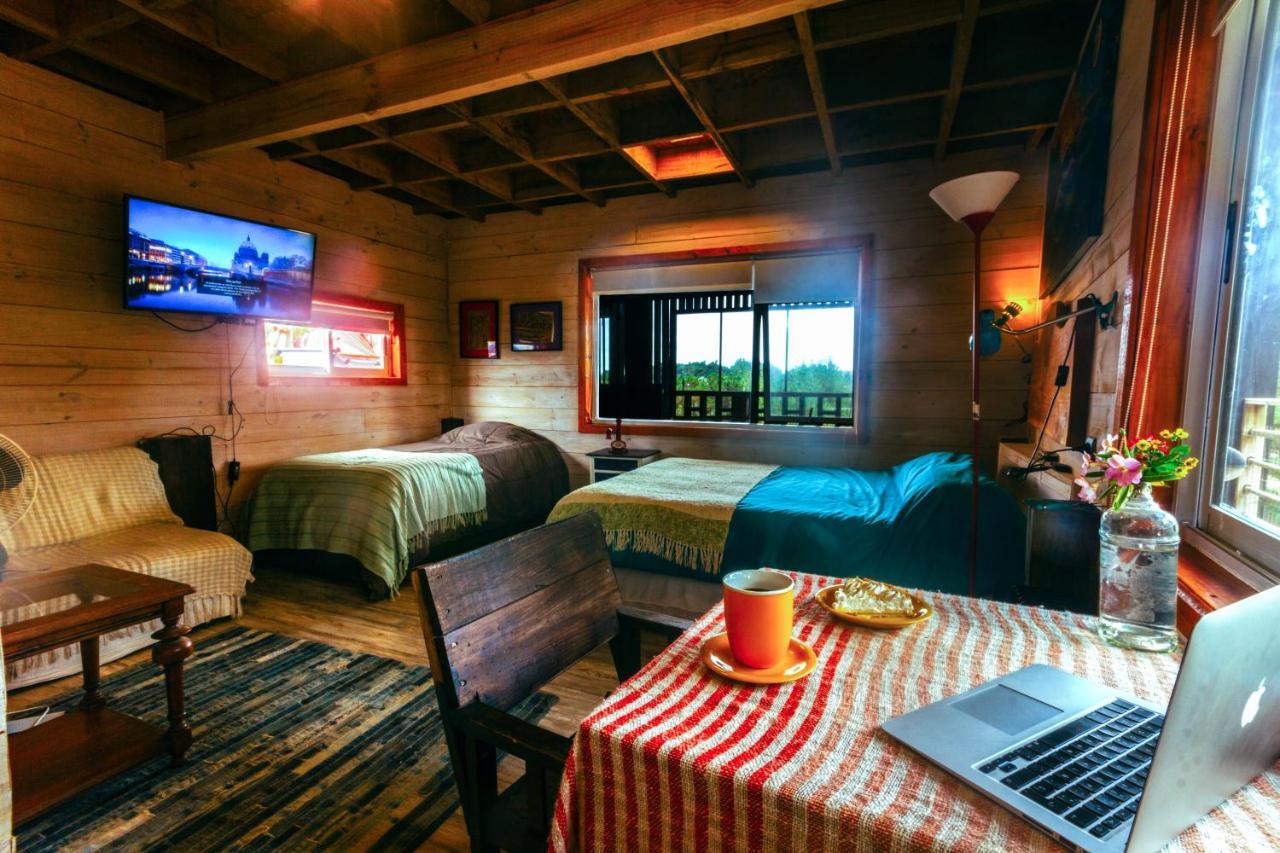 Sirena Insolente Hostel & Suites Pichilemu Exteriör bild